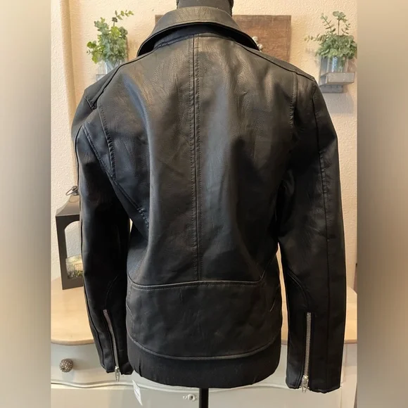 NWT BlankNYC Meant To Be Moto Jacket (missing hood) - Picture 7 of 10